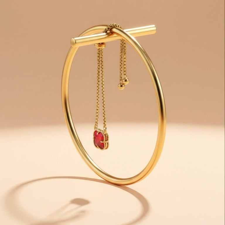 Clover Bracelet with Red Crystal